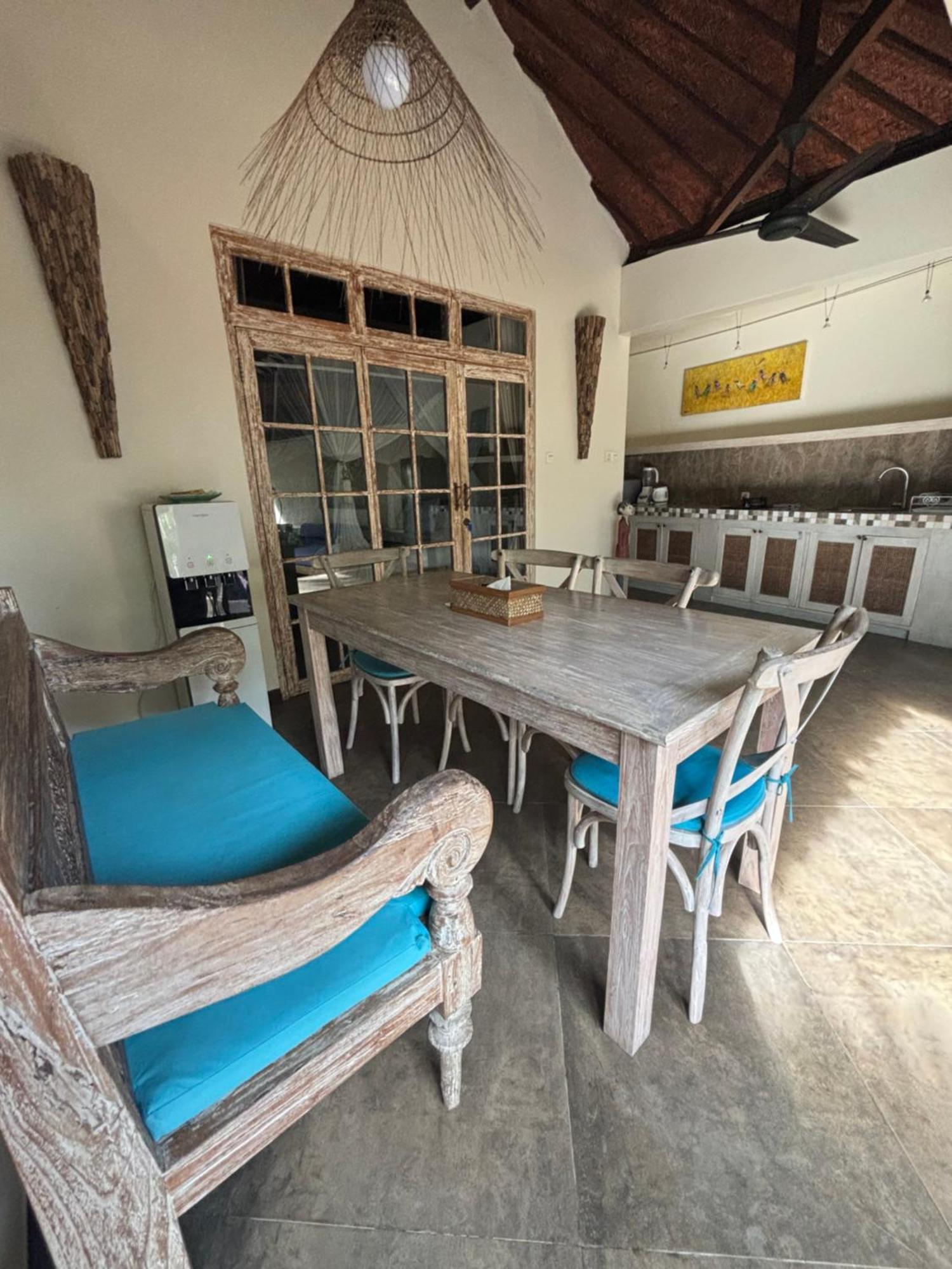 Breezy Point Villas Nusa Dua  Ngoại thất bức ảnh