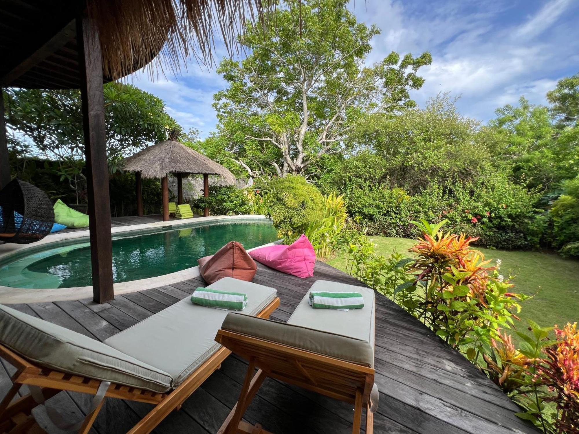 Breezy Point Villas Nusa Dua  Ngoại thất bức ảnh
